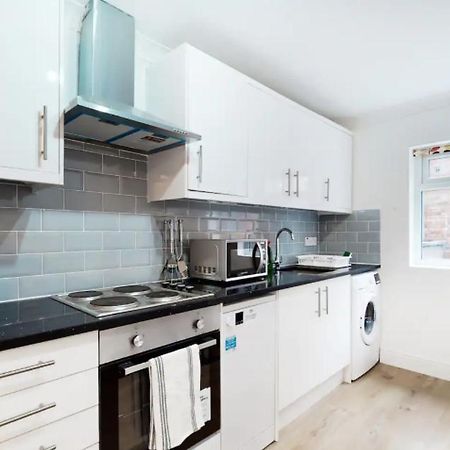 Modern Split Level 1 Bedroom Flat In Aldgate 伦敦 外观 照片